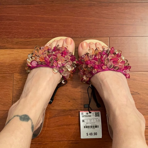 New with tag Zara sandals sz 6